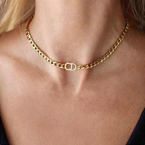 dior choker petit